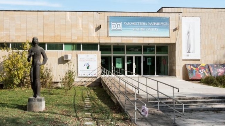 изкуството излиза на улицата: русе се превръща в гигантска галерия на открито