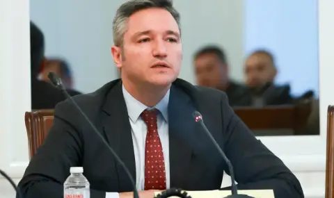 повече от една оставка: кристиан вигенин разнищва системните пропуски в българия