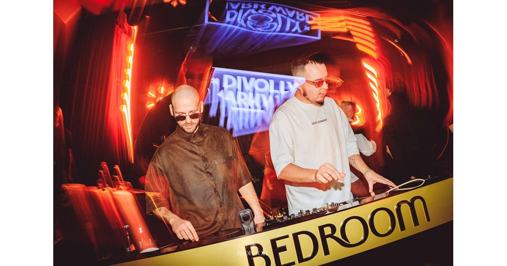 сръбската инвазия в bedroom club: divolly & markward носят световния хаус ритъм в софия