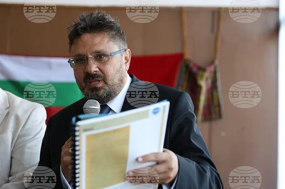 хроника на една традиция: бта разкрива забравените кадри от ботевите стъпки