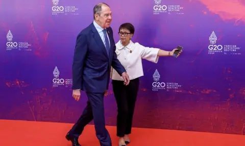 дипломация в стил лавров: интелектуални атаки срещу брюксел и ню йорк