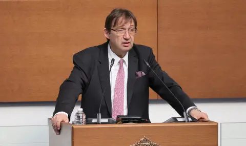 държавата на кръстопът: между финансовия дефицит, енергийните рокади и киберпрестъпността