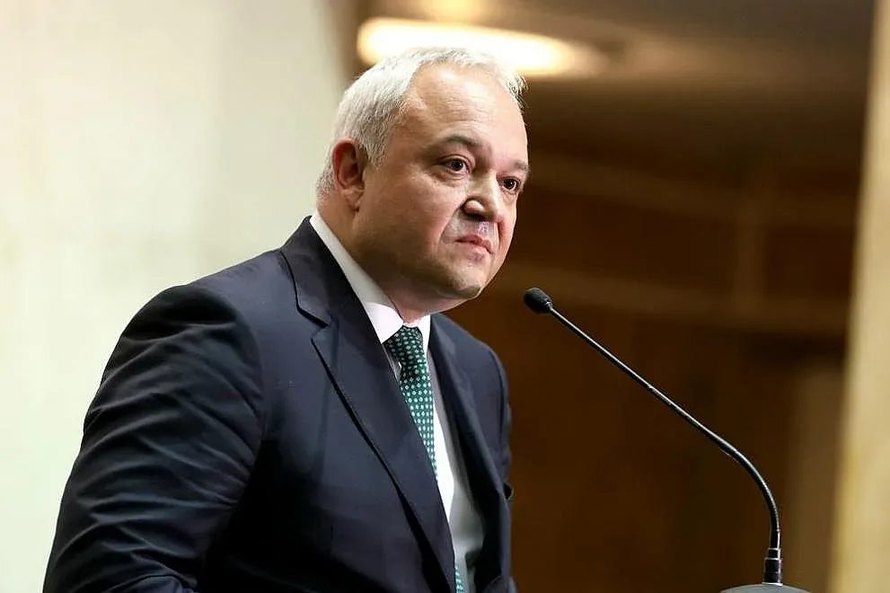 законност или реванш? сянката над вътрешния министър