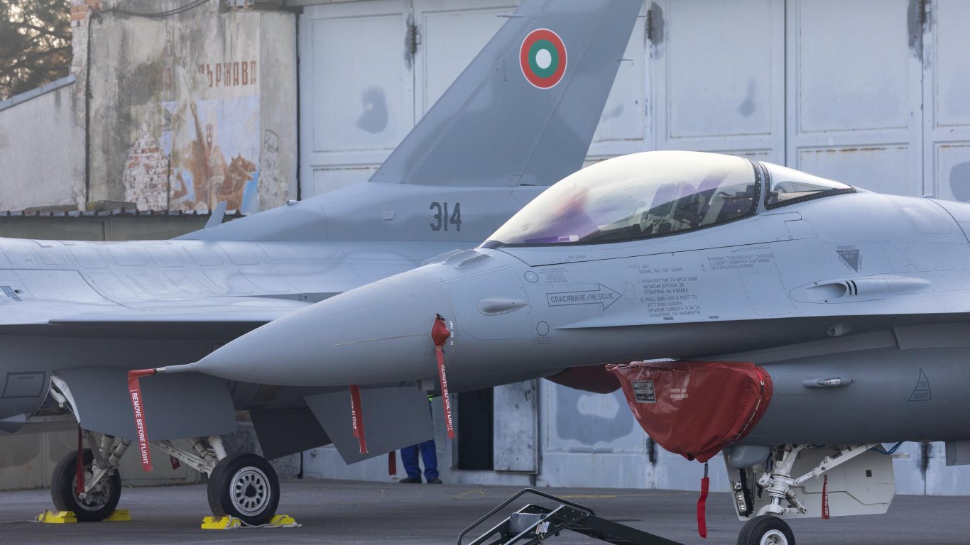 милиарден скок в небесната защита на българия: нови възможности за f-16