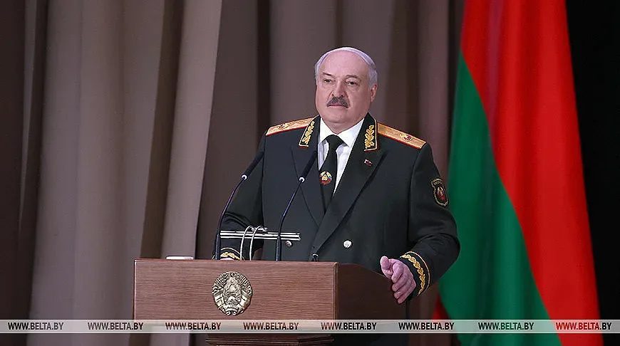 тактическо отстъпление в минск: как зеленски притисна лукашенко