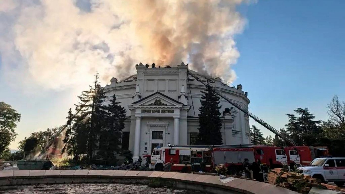 тъмнина над севастопол: украински дронове удрят сърцето на черноморския флот