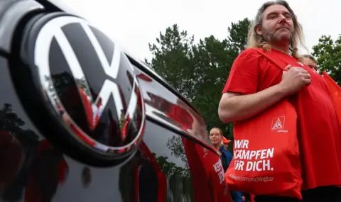 битката за оцеляването на германските коли: може ли берлин да спре срива?