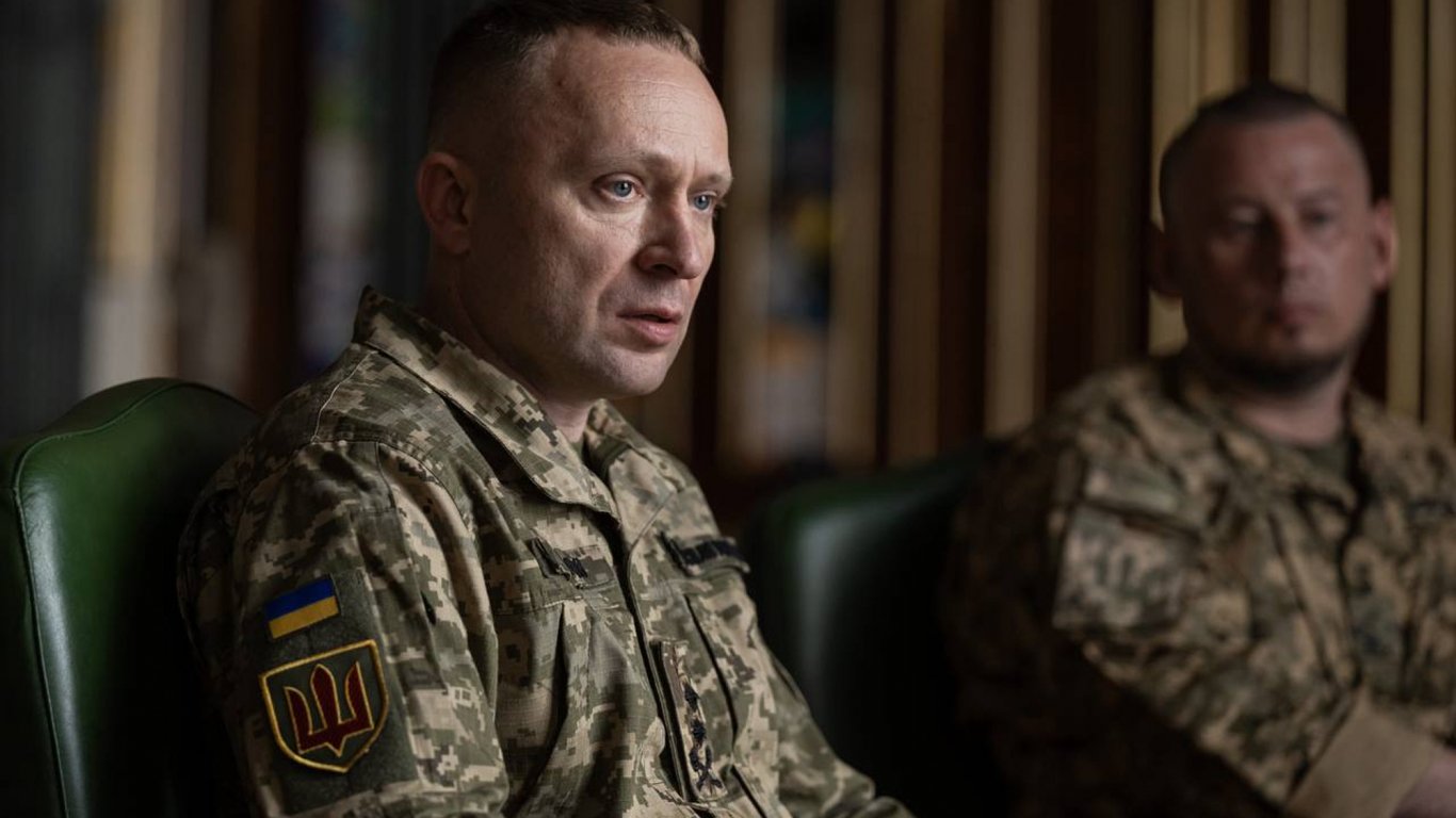 нова ера в украинската армия: младият генерал драпати поема командването