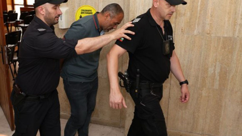 скъпата цена на „бързата“ услуга: шефът на вик-несебър зад решетките