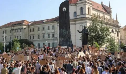 технологии срещу традиция: украйна избухна заради уволнението на дигиталния реформатор
