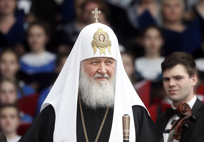 виражи в вярата: когато послушанието към властта става библейска заповед