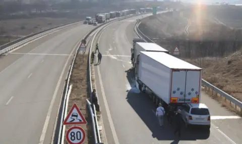 внимание на пътя: как да оцелеете този горещ уикенд в българия?
