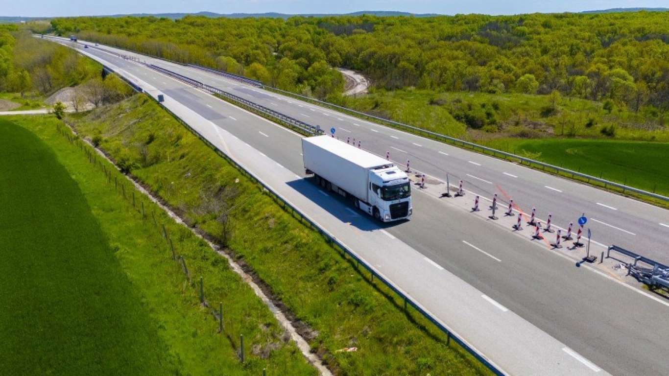 горещо на пътищата: нови ограничения за тежкотоварните автомобили