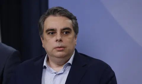 данс знаеше ли? жестокият разбор между асен василев и румен радев