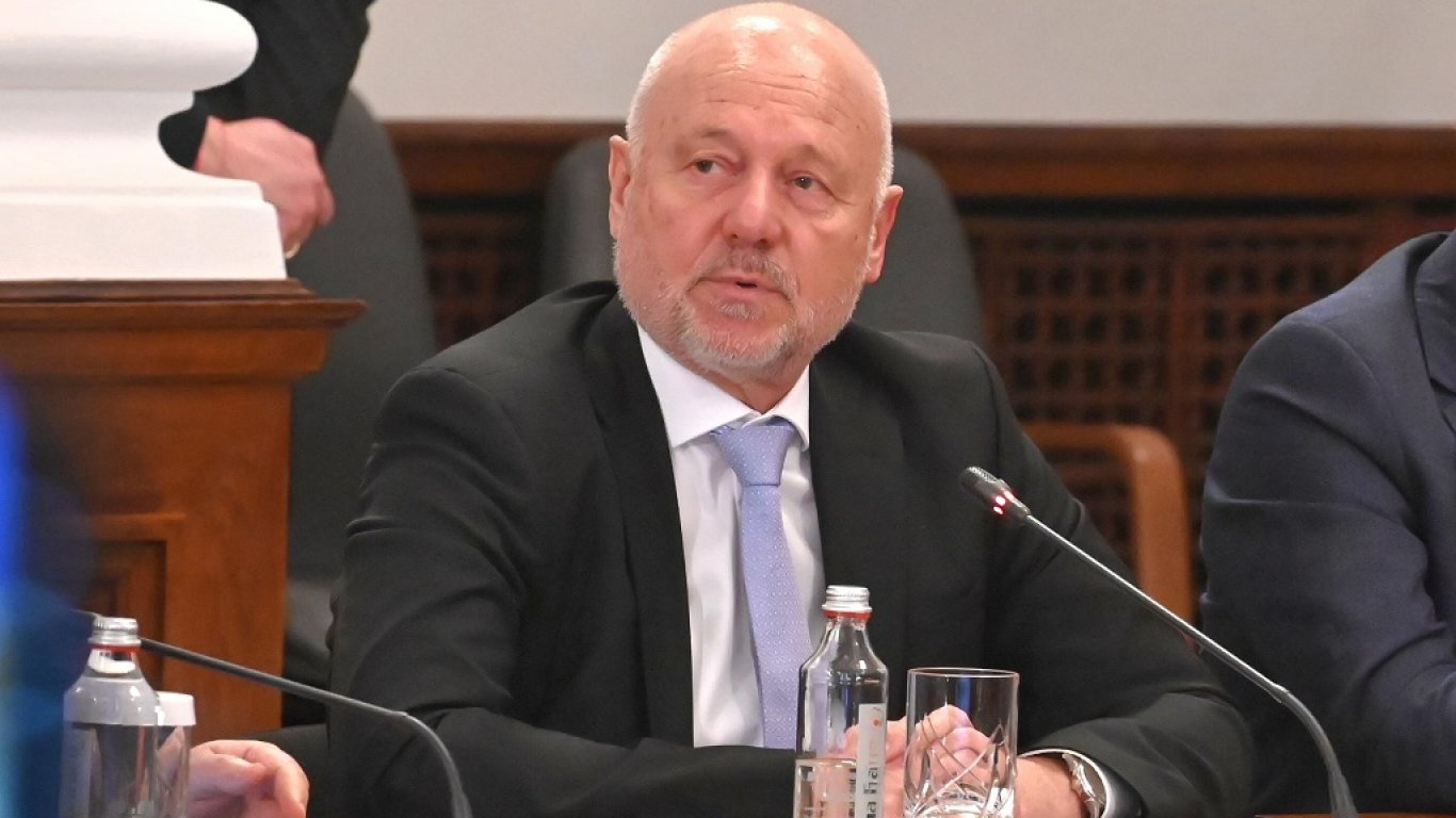 мистерията с дрона в българия: случайно отклонение или руски замисъл?
