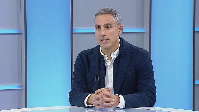 президентският гамбит: вътрешна война и борба за влияние в пп-дб