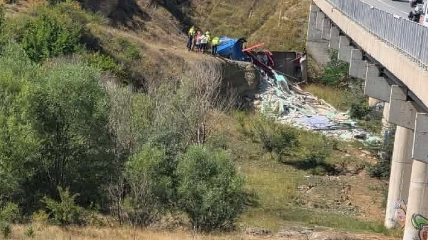 смъртоносен полет на магистрала „струма“: трагедия при перник