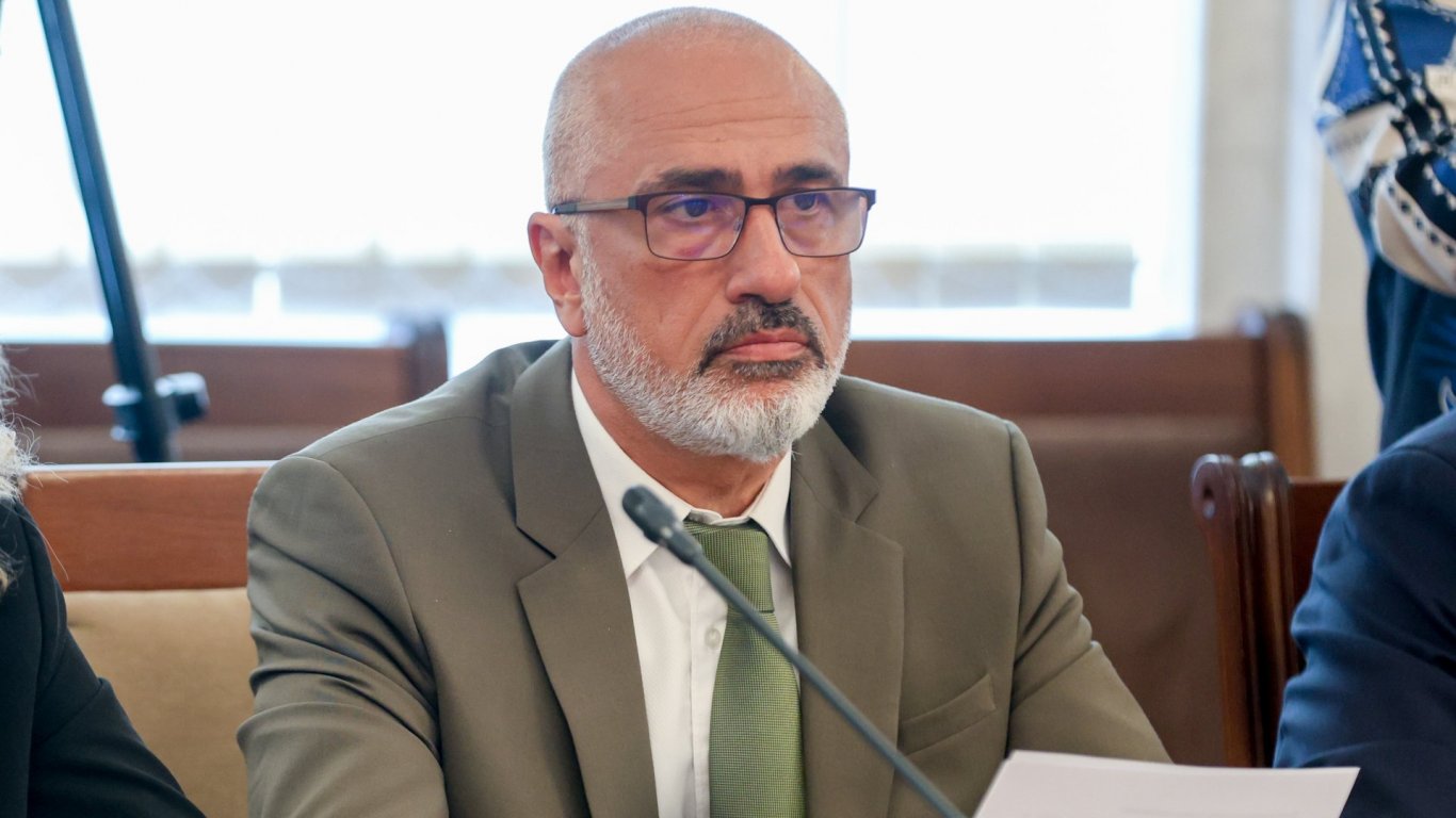 струмяни: политически театър или реална помощ? скандалът с ареста на активистка