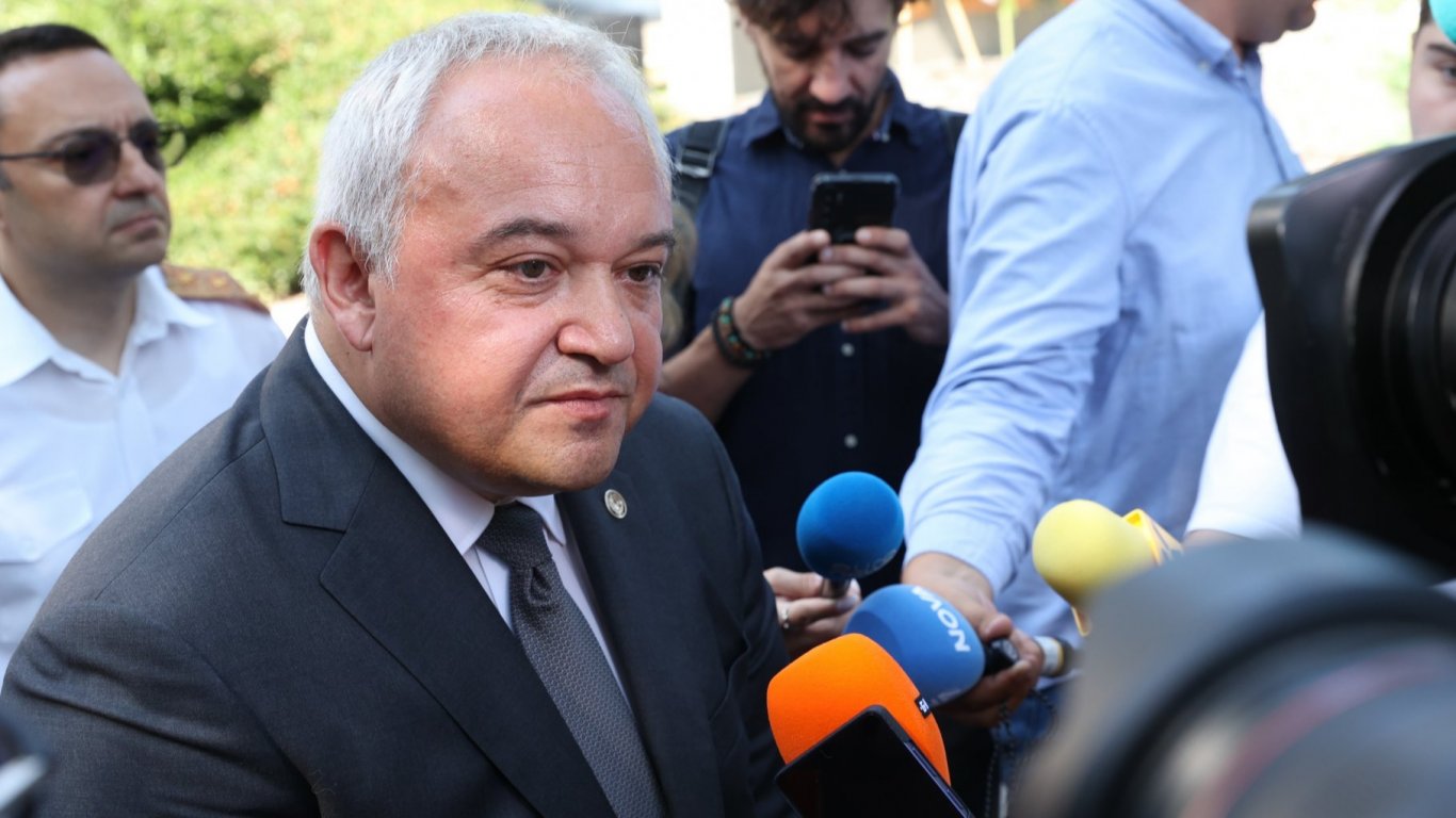 схема за милиони и политически сенки: какво стои зад случая вик бургас