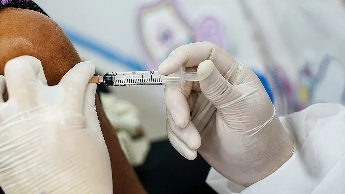 битката срещу грипа започва: план за действие и безплатни ваксини за хиляди