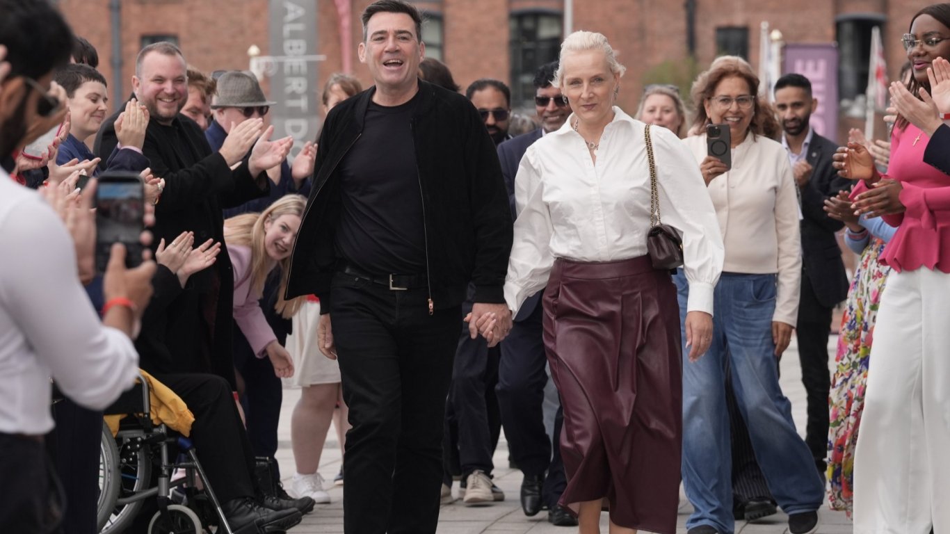 край на хаоса: великобритания търси нов път към просперитета