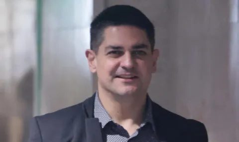 нов политически старт: меч залага на младежта и дебатите за президентските избори