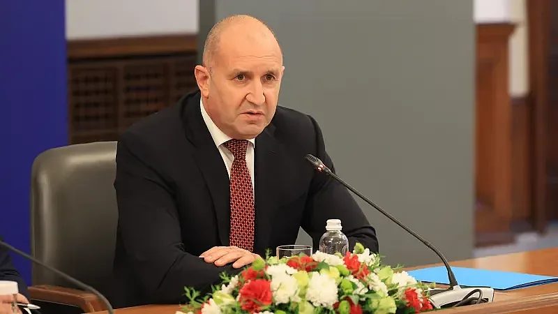 от потребление към иновации: големият икономически завой на българия