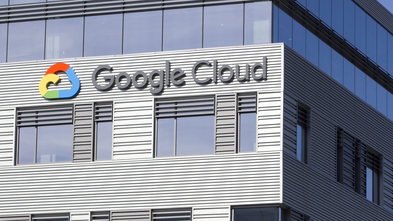 паметта е новото злато: как google „спасява“ стария си хардуер за ai революцията