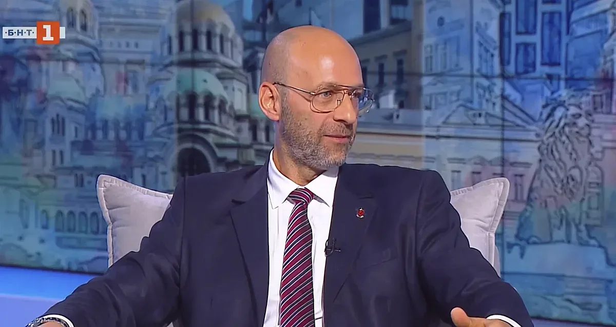 полиция 2.0: как академията на мвр се превръща в дигитална крепост