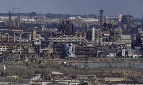 празната фабрика: украинската икономика се бори с исторически глад за кадри