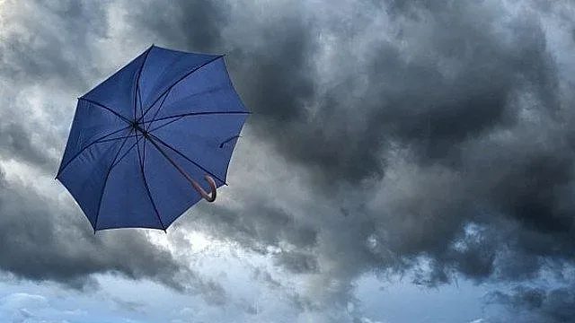 природата показва характер: шест области под прицела на силния вятър