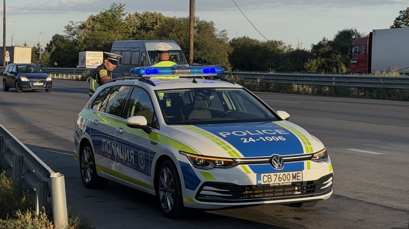 пътят на скръбта: девет погубени съдби за 24 часа по българските шосета