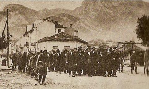 септември 1923: пътят към трагедията и слънчогледовата илюзия