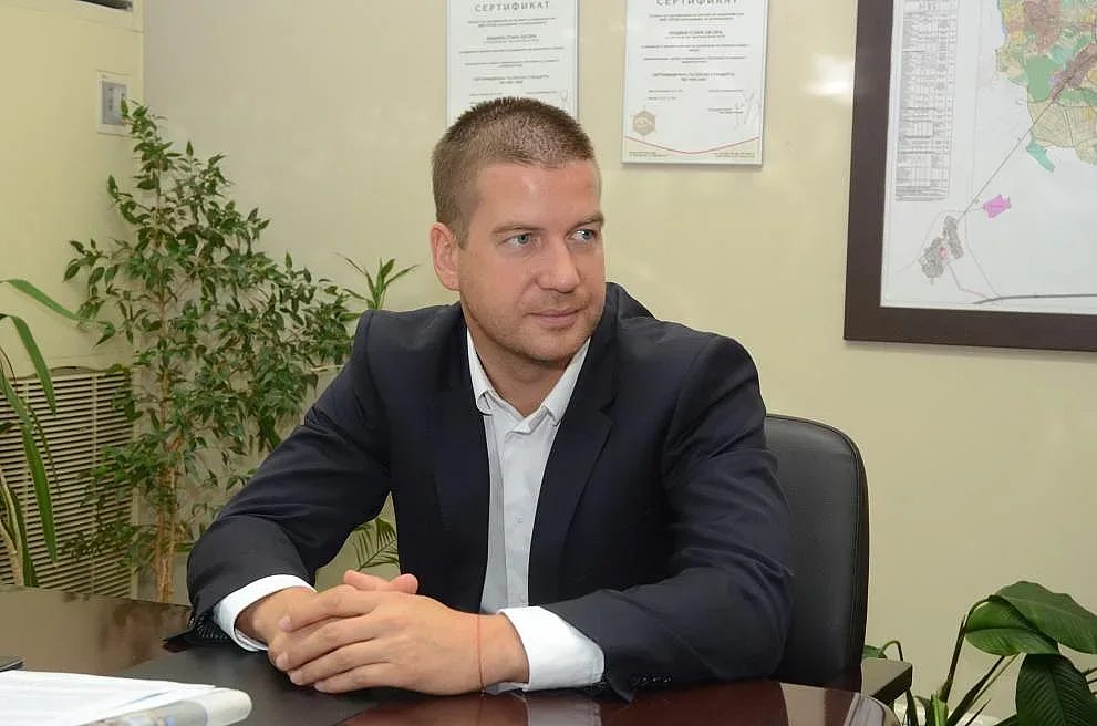 смелият ход на живко тодоров: когато кметът избира гражданите пред партийния диктат