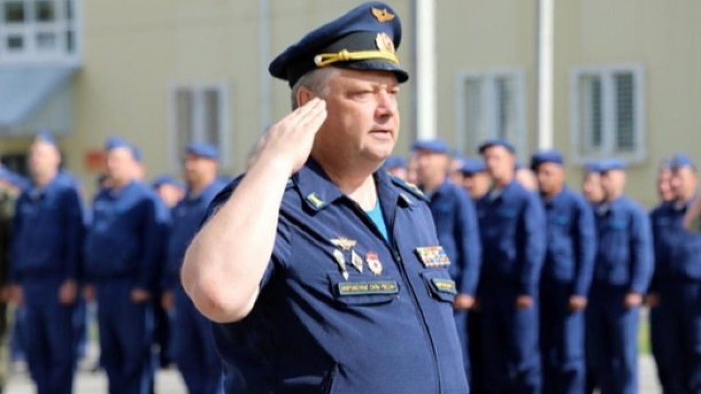 стрелба в сърцето на русия: генерал от вкс нападнат от мистериозен мотоциклист