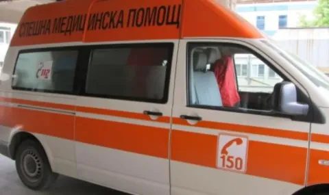 стрес в сърцето на варна: градски автобус се вряза в стълб на „тихомир“