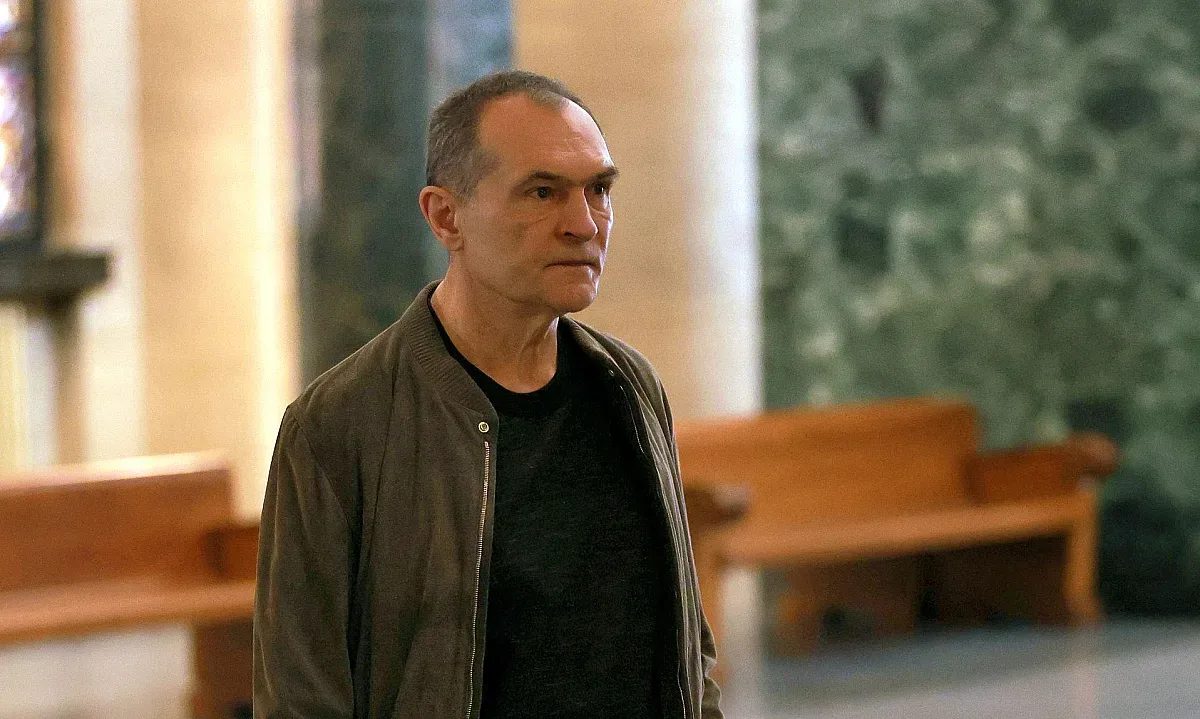 сърцето на божков в изпитание: бизнесменът отново в болница
