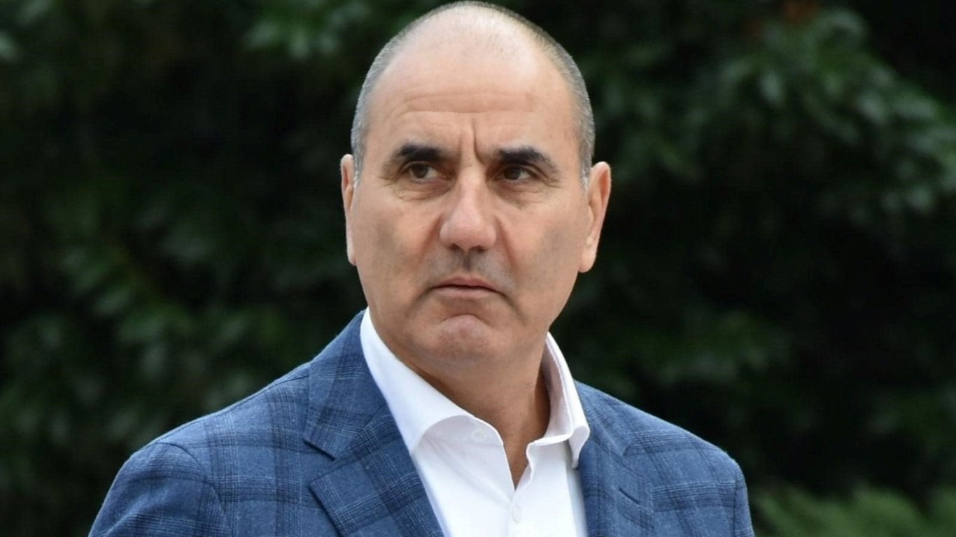 сянката на „българския ескобар“: цветанов с неудобни въпроси към „дондуков“ 2
