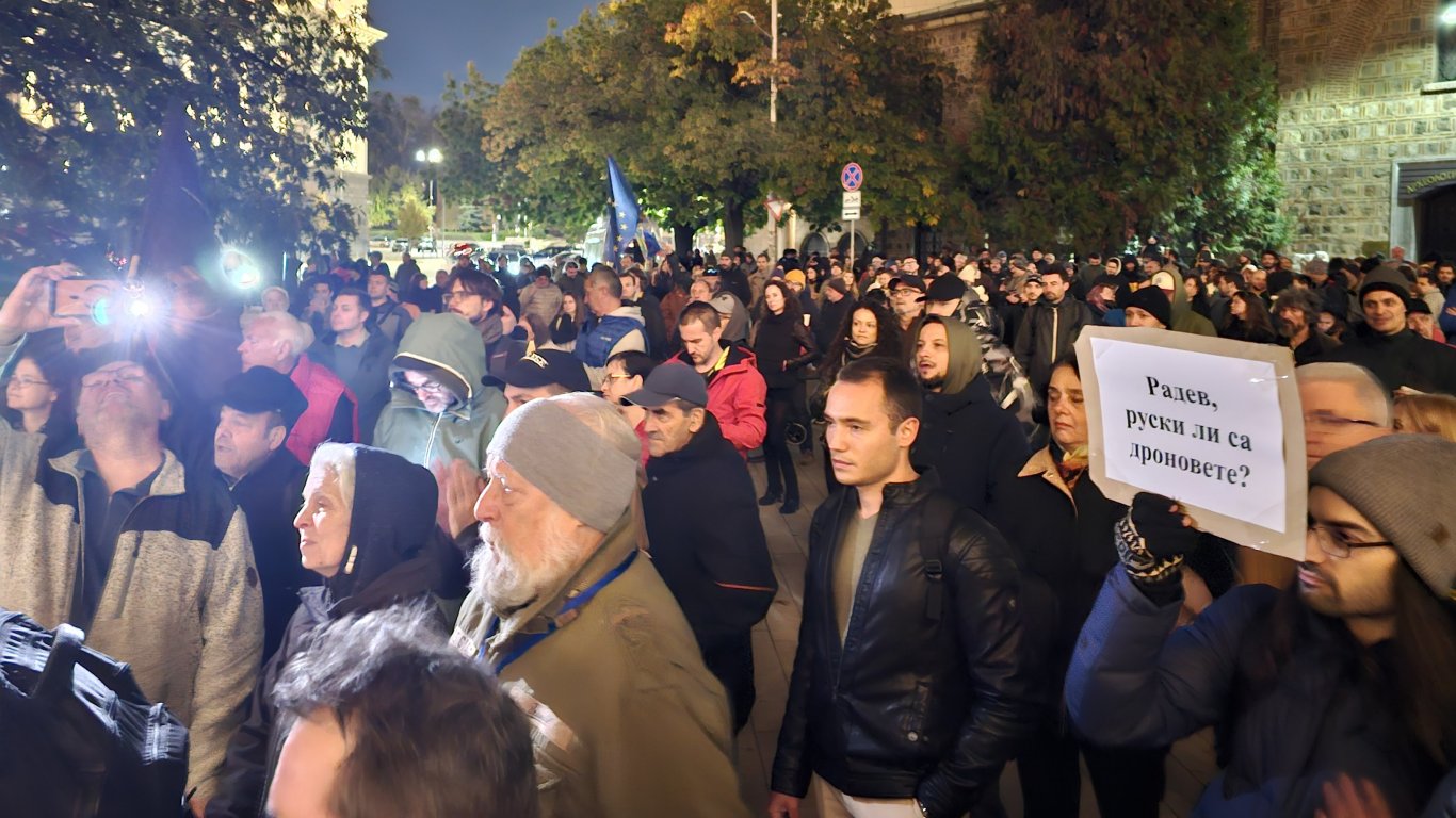 вълни от недоволство пред министерски съвет: кой носи отговорност за потъналите надежди?