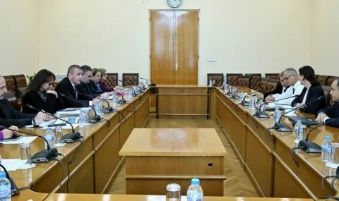 държавата влиза в строг контрол над столичния аеропорт