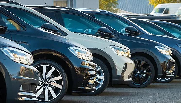 електрическата революция на пътя: как ес преначертава автомобилната карта