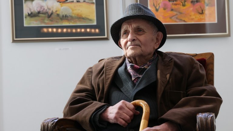 изкуството няма край: историята на 101-годишния майстор, който все още се учи