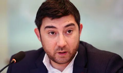 изолация за съседите: защо карлос контрера поиска „блокада“ на рсм?