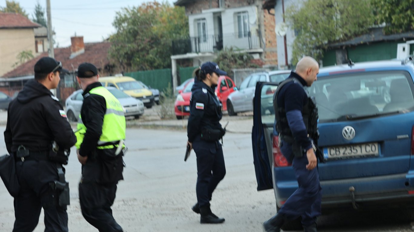 мащабна операция в софия: полицията претърсва обекти за купуване на гласове