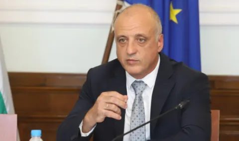 оставката като аномалия: защо примерът на ген. тонев е толкова рядък в българската политика?