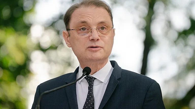 румъния: правителство на ръба на пропастта – временен мир или затишие пред буря?