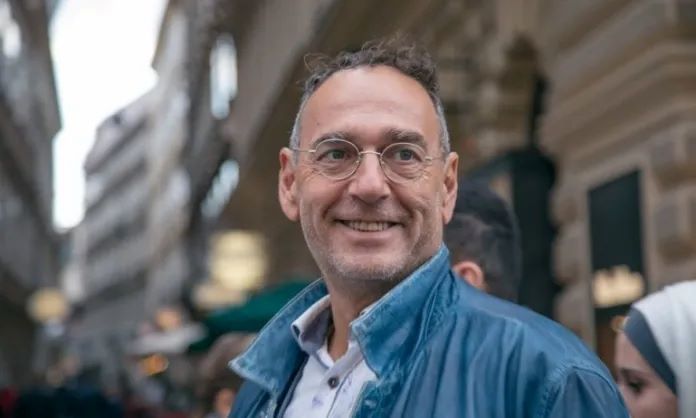 семейството на любен дилов-син се разграничи от съмнителна инициатива в негова чест