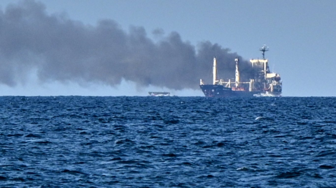 сенки над черно море: дронове атакуват кораб до българия по време на мирни преговори