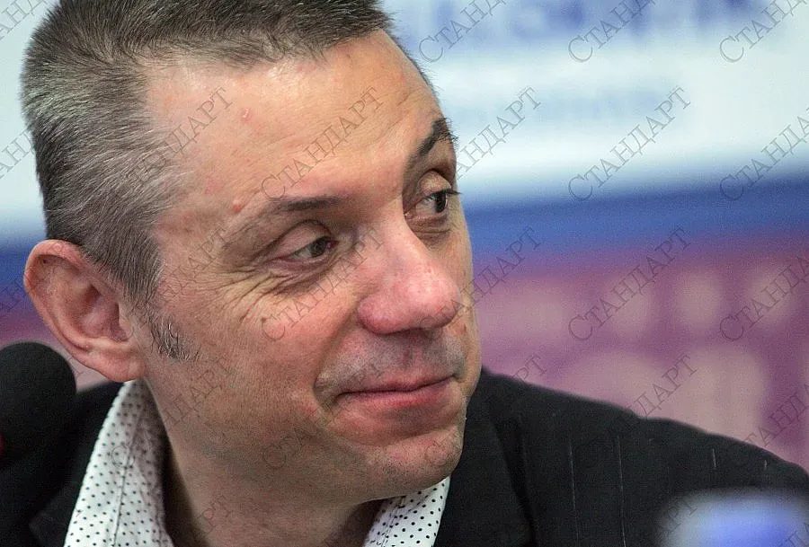 философската равносметка на крум савов: какво се крие зад края на 7/8 тв?