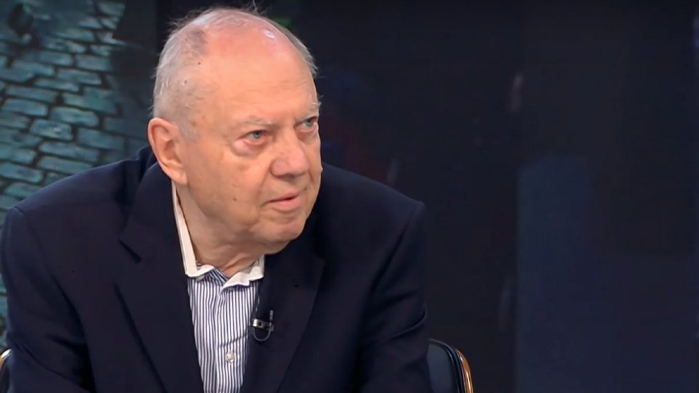 френският възел: защо без „железен човек“ демокрацията боксува?